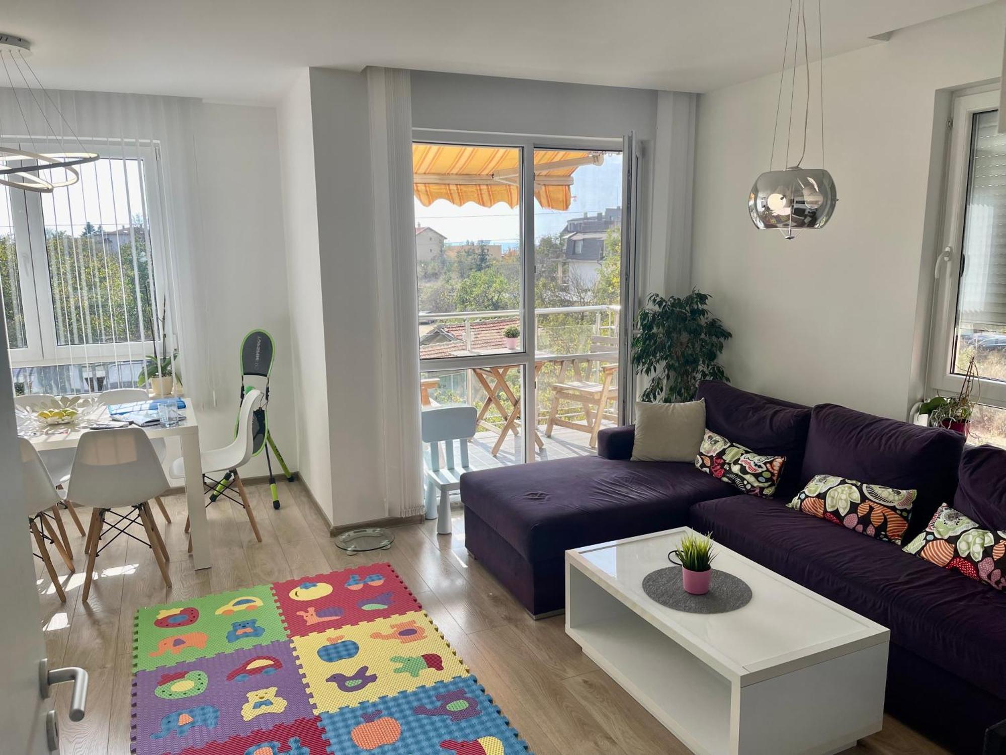 Briz Apartment; 2 Bdr; 6 Guests; Private Parking Варна Екстер'єр фото